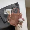 Bolsa Saco de Alto Valor Estilo Coreano para Mulheres 2026 Nova Simples Leve Luxo Bolsa de Mão Casual para o Dia a Dia Ombro Único Transversal