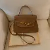 Bolsas de Luxo para Mulheres 2025 Nova Tendência Nicho Bolsa de Ombro para o Dia a Dia Bolsa Transversal Quadrada Pequena Moda Retrô