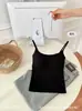 Top Camisola Minimalista con Tirantes Finos y Cuello en U Color Dopamina para Mujer con Busto Acolchado Adelgazante Capa Base Interna o Externa