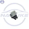 64610-0D010 646100D010 Fechadura da Tampa Traseira é Adequada para Toyota Corolla 02-13