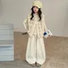 Conjunto de Otoño/Invierno para Niñas 2026 Nuevo Estilo Coreano de Niña Dulce Chaleco de Piel Mediano/Grande Ropa Interior Pantalones Casuales Modernos
