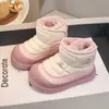Botas de Neve para Meninas Inverno Espessas Botas Curtas de Couro Impermeáveis para Meninos 2025 Novas Mocassins Quentes à Prova de Frio para Crianças