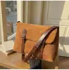 Bolsa de Mão com Textura de Veludo 2026 Camurça Retro Estilosa Moda Simples para o Dia a Dia Ombro Axila Bolsa Tote
