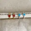 Pendientes Minimalistas de Alta Gama con Flor de Esmalte de Colores para Mujer, Vintage Lujo Ligero Moda Tendencia Versátiles para el Día a Día