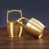 Un cubo de latón con adornos dorados para inauguración de la casa, suministros para bodas, adornos creativos para el hogar, artesanías de bronce, regalos al por mayor