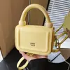 Bolso Exquisito y Compacto para el Trabajo, Nuevo Modelo 2026 para Mujer, Bolso Cuadrado Pequeño Cruzado de Lujo Ligero de Nicho de Gama Alta