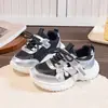 Zapatos para Niña Otoño 2026 Nuevos Ligeros Antideslizantes Zapatos Deportivos Infantiles Versátiles para Niños Medianos y Mayores Estudiantes Papá Zapatos de Moda