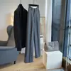 Elegantes pantalones de traje grises para mujer, nuevo estilo primavera/otoño 2026, aptos para petite, de pierna ancha, cintura alta, adelgazantes, pantalones rectos con caída