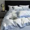 Conjunto de Verão Quatro Peças Seda Nu Dormir Leve Luxo Toque de Alta Qualidade Fronha de Edredom Seda Gelada Lençol de Cama de Seda Genuína Lavável Lençol de Elástico