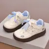 Zapatillas para niñas, zapatillas de entrenamiento alemanas para niños, zapatos infantiles estilo caricatura 2026, zapatillas blancas, nueva colección primavera/otoño, zapatillas deportivas casual versátiles