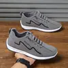 Zapatos de hombre de talla grande, nuevos y modernos, informales, transpirables, cómodos, de suela suave, para correr, para adolescentes.