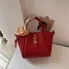 Bolso Rojo de Boda para Mujer Bolso de Boda 2025 Nuevo Nicho Gama Alta Bolso Cruzado Bandolera Bolso Cesta de Verduras Bolso Cubo