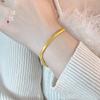 Nuevo tienda de oro de larga duración que no se decolora mismo estilo pulsera de hueso de serpiente de oro arenoso para hombres y mujeres joyería simple versátil lujo ligero plana engrosada