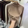 Camisa Básica Veludo Estilo Europeu com Gola Alta Meia-Boca para Mulheres, Roupa de Baixo Elegante para Outono e Inverno, Corte Justo, Forrada com Fleece, Tecido Escovado