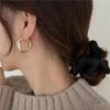 Pendientes de oro estilo retro de Hong Kong con aguja de plata 925, nuevos y populares pendientes chapados en oro de 14 quilates de estilo metal de alta calidad de 2024.