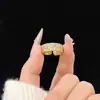 Impresionante anillo de diamantes vintage, diseño de nicho retro exquisito de lujo ligero con un toque de alta gama y artesanía intrincada