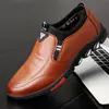 Zapatos de hombre transfronterizos 2021 nuevos zapatos casuales de cuero para hombre cuero suave suela suave slip-on mocasines transpirables