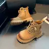 Botas para Niños Botas Martin para Niños 2026 Otoño/Invierno Nuevo Desfile de Moda Botas Cortas de Moda Botas Amarillas Grandes para Niños al Aire Libre Medianas/Grandes