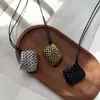 Collar con Colgante de Bolso Estilo Minimalista, Cadena para Clavícula de Moda de Alta Gama de Lujo Ligero, Accesorio de Joyería con Diseño de Nicho