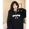 Novos Tops de Outono Plus Size Estilo Coreano para Estudantes, Camisetas Largas Estampadas, Camisas Base Pretas, Mangas Longas Ins