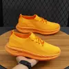 Zapatos Flyknit Coco Moda Otoño 2026 Zapatos de Hombre Transpirables de Malla Fina Zapatos Ligeros Casuales Deportivos para Correr