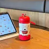 Mini taza térmica de dibujos animados con temática de manzana, una botella de agua linda y elegante para niñas, portátil y compacta, perfecta para llevar de viaje.