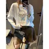 Atuendo Privado de Mochie Blogger Estilo Coreano Pañuelo para la Cabeza Reductor de Edad Camiseta de Manga Larga con Cuello Redondo Estampado de Oveja Pequeña Capa Base MQ1988