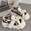 Mocassins de Solado Grosso para Mulheres 2025, Muito Estilosos, Combinam Bem com Calças de Barra Larga, Tênis Casuais de Lona Pretos Únicos, Tênis Casuais da Moda