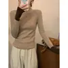 Camisa básica feminina fina de gola alta meia-altura para outono e inverno, design justo ao corpo, top de manga longa com color blocking exclusivo