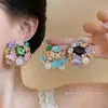 Pendientes de Mariposa y Flor con Goteo de Aceite y Perlas Estilo Palacio Retro con un Diseño Único, Pendientes de Nicho con un Toque de Lujo Ligero y de Gama Alta para Mujer
