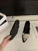 Zapatos Mary Jane de Puntera Puntiaguda con Elevación Interna de Gamuza para Mujer 2025 Primavera y Otoño Zapatos de Noche con Perlas Francesas con Falda