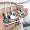 Accesorios para joyería DIY aleación de gota de aceite guitarra instrumento musical llavero transfronterizo colgante de collar pequeños regalos creativos