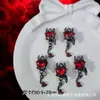 Accesorios de Estilo Oscuro Estilo Europeo y Americano Mariposa Negra Pistola Cruz de Rosa Colgante Pulsera de Cuentas DIY Collar