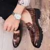Sapatos de Couro Pontudos para Homens, Estilo Britânico e Coreano Retrô com Sola Grossa para Aumentar a Altura, Sapatos de Couro para Cabeleireiro, Sapatos da Moda Tendência para Boate Masculina
