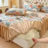 Falda de Cama de Felpa de Leche de Invierno Pieza Única Colcha Acolchada con Volante Dos en Uno Colcha Engrosada Juego de Ropa de Cama de Felpa de Coral Antideslizante