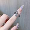 Moda de Corea del Sur Anillo abierto en forma de V con incrustaciones de Diamante Piedra Lunar para madre Anillo de dedo índice de diamante completo estilo frío ins anillo combinable