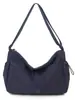 Bolsa de Ombro de Tecido de Nylon Nova Tendência Verão 2026 para Mulheres, Grande Capacidade, Bolsa Transversal Esportiva Leve, Bolsa Tote Versátil