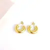 Clipe de orelha em forma de C europeu e americano, forno de viagem, brincos ocos de aço inoxidável dourado, brincos de ouro 18K, alto senso, não desbota