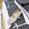 Sapatos Rasos Estilo Mary Jane Perfurados Tendência Europeia 2026 para Mulheres, Sandálias Rasas de Couro Genuíno com Bico Baixo, Direto da Fonte