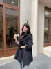 Nuevo abrigo de lana de doble cara con bufanda y gorro desmontables, engrosado para abrigar en otoño e invierno, abrigo de lana simple de longitud media para mujer