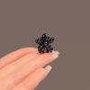 Horquilla de flor de pedrería negra tamaño pequeño temperamento frente horquilla de princesa flequillo clip lateral clip superior alto sentido clip de agarre