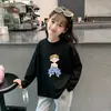 Camiseta casual estilosa para primavera e outono para meninas, top da moda, camiseta básica de manga comprida 100% algodão para bebês e crianças pequenas