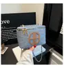 Bolsa Caixa Moda com Estampa de Letras para Mulheres, Novo Estilo, Versão Coreana Personalizada, Bolsa Transversal Casual Tendência e Versátil