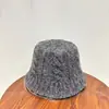 Gorro de Lana Trenzado de Color Sólido FumengNew Otoño e Invierno, Cálido y Protector de Orejas, Estilo Perezoso, Hace que la Cara se Vea Más Pequeña