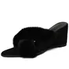 Tacones Altos Peludos de Punta Fina para Mujer, Tacón de Cuña Retro Francés, Nuevo Estilo Invierno 2026, Mocasines Elegantes de Tacón Fino Versátiles