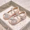 Zapatos de Niña Zapatos de Princesa Tacones Altos de Cristal 2024 Primavera y Otoño Nuevo Estilo Niña Suela Blanda Zapatos de Cuero Niños Bebé Zapatos Individuales
