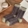 Meias Estilo Coreano Outono/Inverno Estética Babados Meia-Panturrilha para Mulheres Listras Verticais Textura Color Blocking Meias Largas Meias Femininas Sem Costura