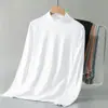Camiseta Casual Versátil de Manga Longa com Toque de Seda para Homens, Top de Outono com Gola Meia-Alta, Camisa Básica de Camada Interna com Gola Média, Peça de Outono em Cor Sólida