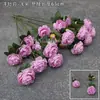 Flores Roxas para Salão de Casamento, Peônias, Crisântemos, Hortênsias, Flores de Gelo, Flores de Cerejeira, Rosas de Teto, Arranjos Florais de Eucalipto