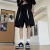 Conjunto de moda de verano nuevo y moderno con diseño de remaches, versátil, holgado, transpirable, conjunto casual de dos piezas de manga corta y shorts